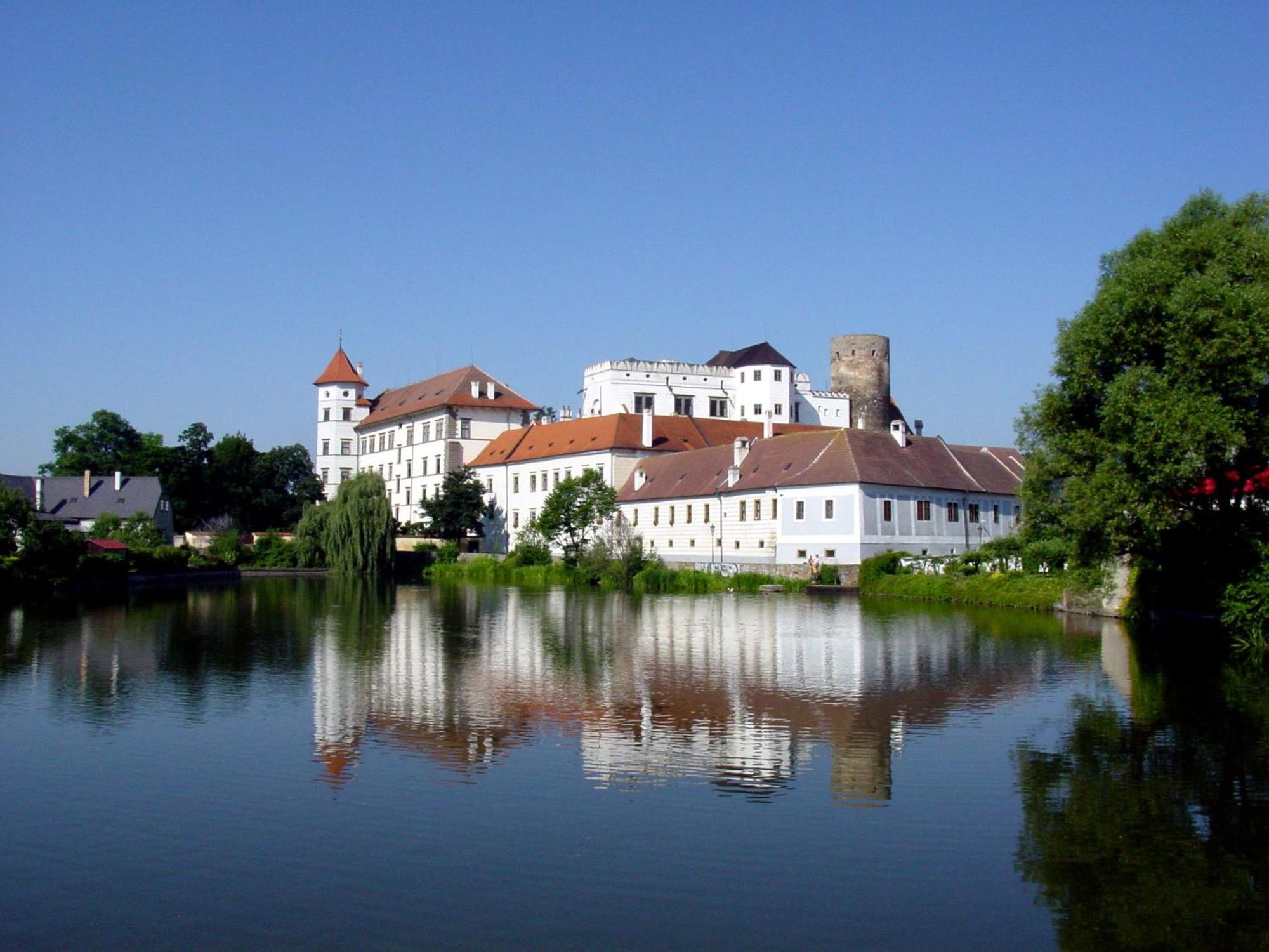 Penzion Kapitan Jindrichuv Hradec Exterior photo